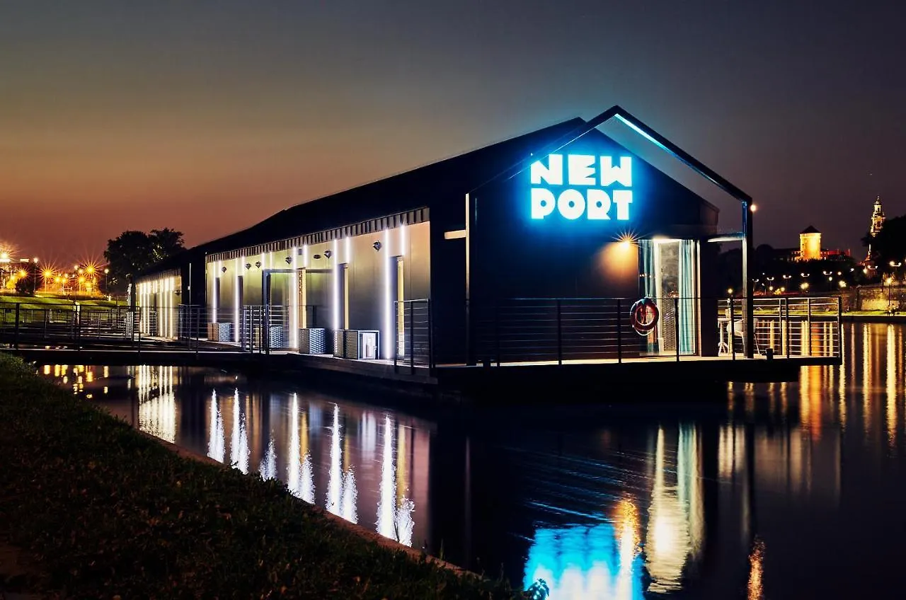 New Port - Premium Floating Aparthotel Krakow