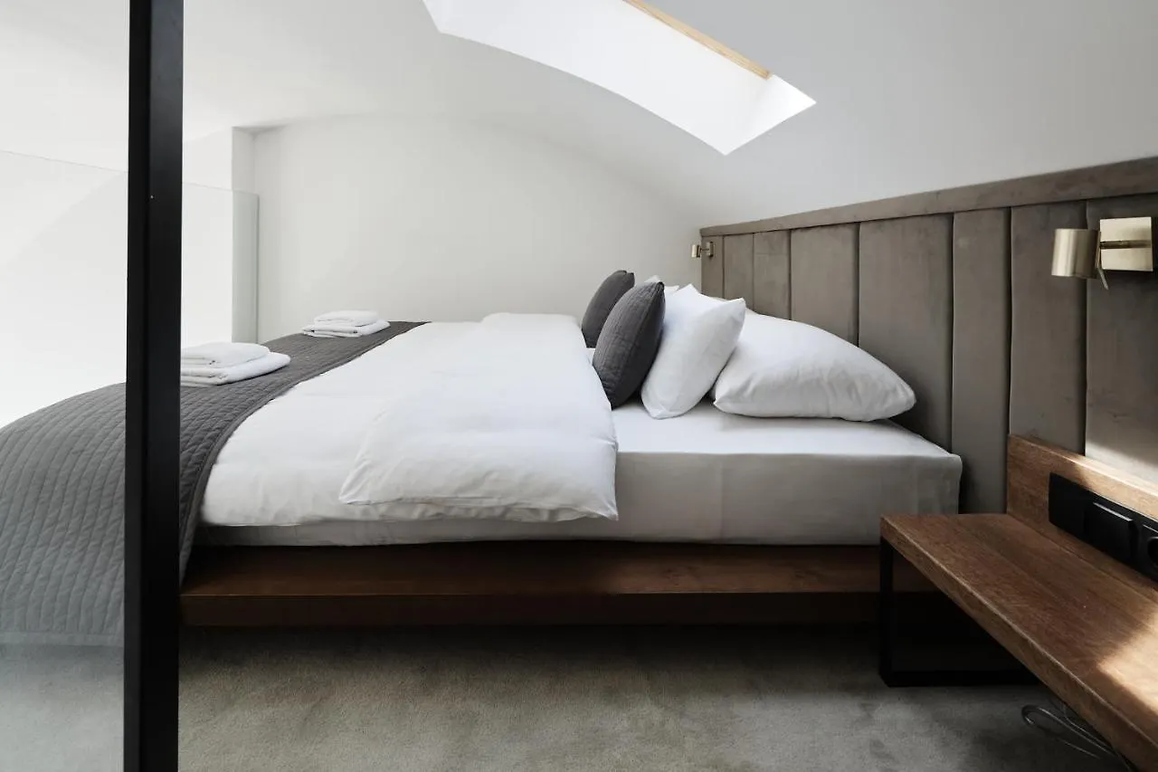 New Port - Premium Floating Aparthotel Krakow 4*,  Poland